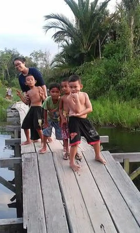 Kamuda'-kamuda' gi' baocenganna'/anak-anak akan bermain air